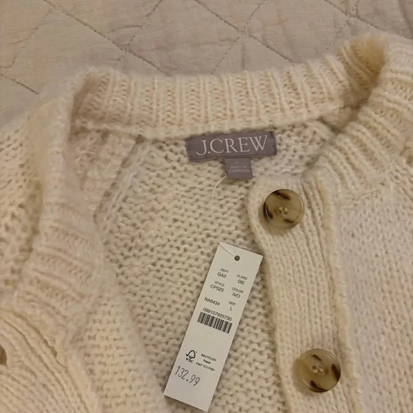 NWT J. Crew Raglan Cardigan in Ivory / Button-Up Cardigan with Patch Pockets - Picture 3 of 8